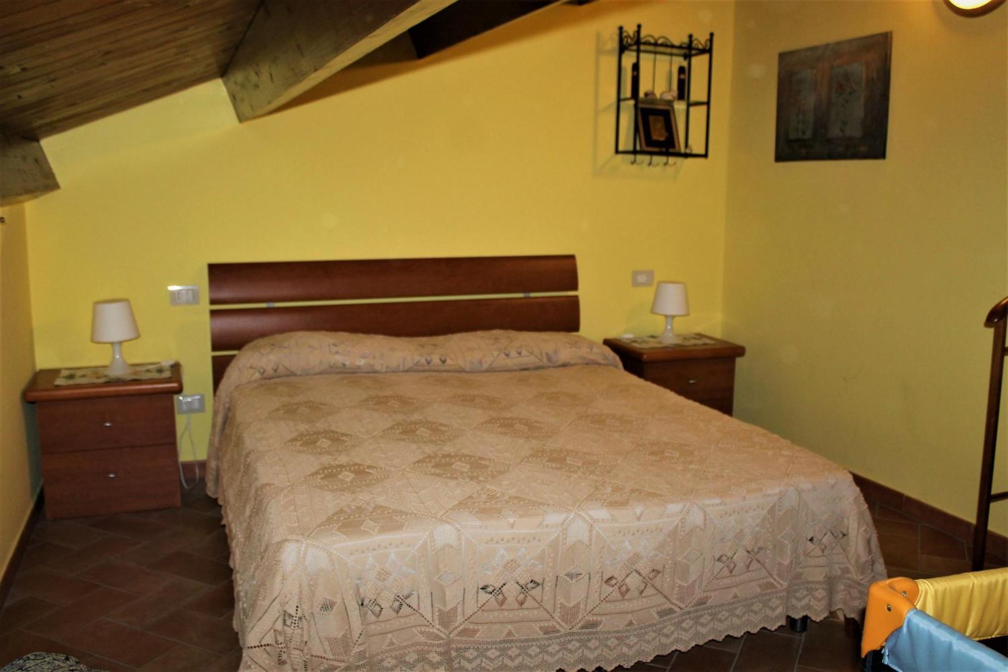 Medieval Village Of Pacentro Luaran gambar
