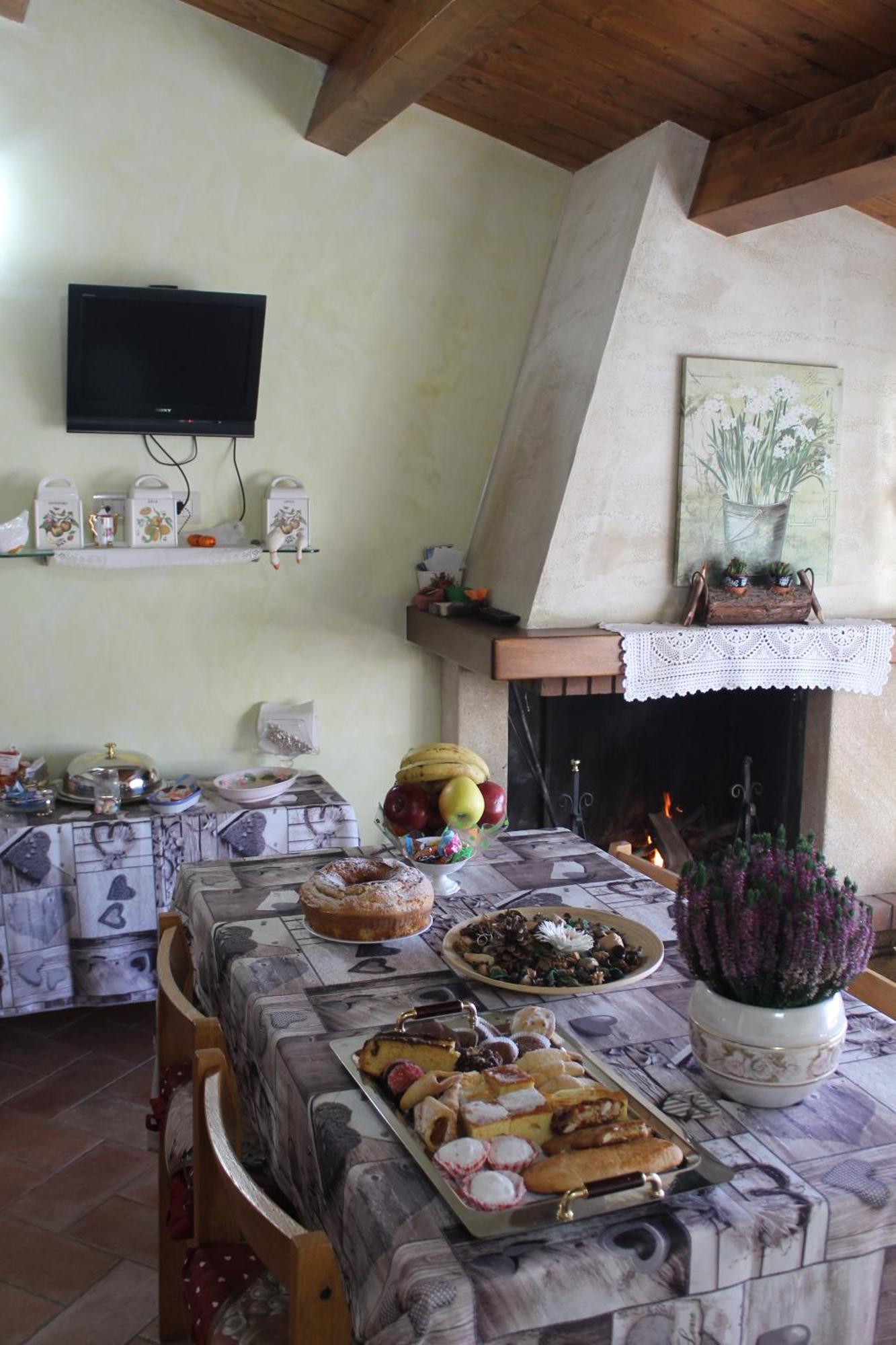Medieval Village Of Pacentro Luaran gambar